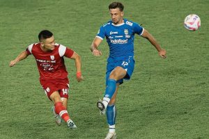 Persib Juara Paruh Musim!