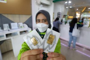 Harga Emas Antam Hari Ini Bikin Melongo!