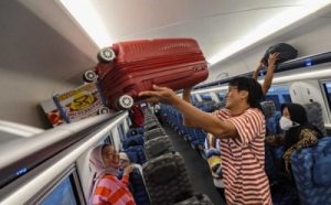 Kereta Cepat Whoosh: Jakarta-Karawang 15 Menit!