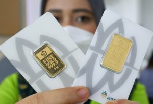 Harga Emas Tembus Rp1,5 Juta!