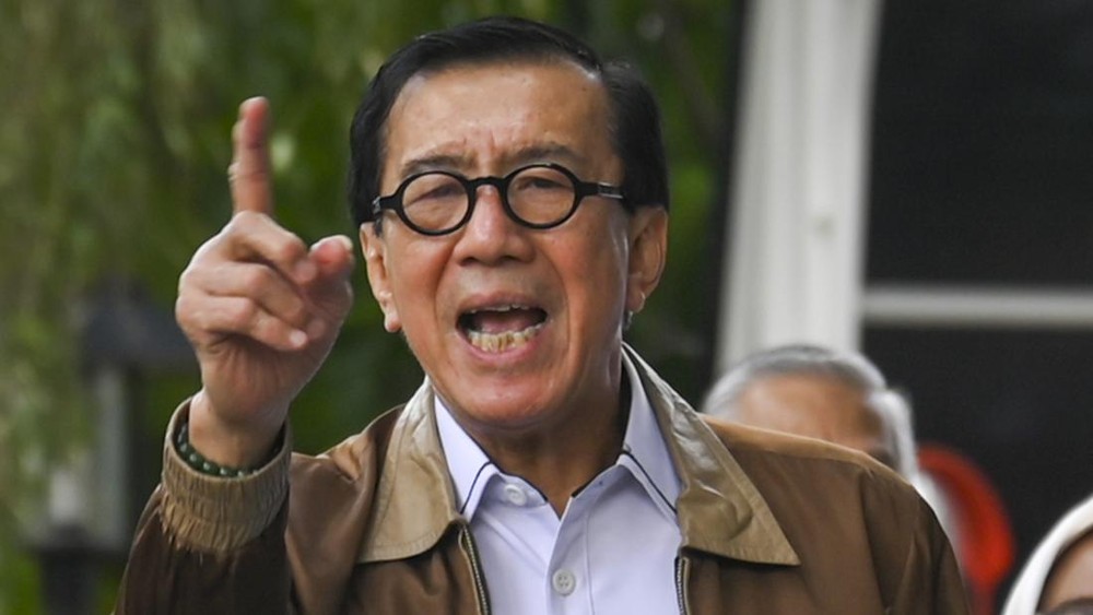 Mantan Menkumham Dicegah ke Luar Negeri! Kasus Korupsi Hasto?