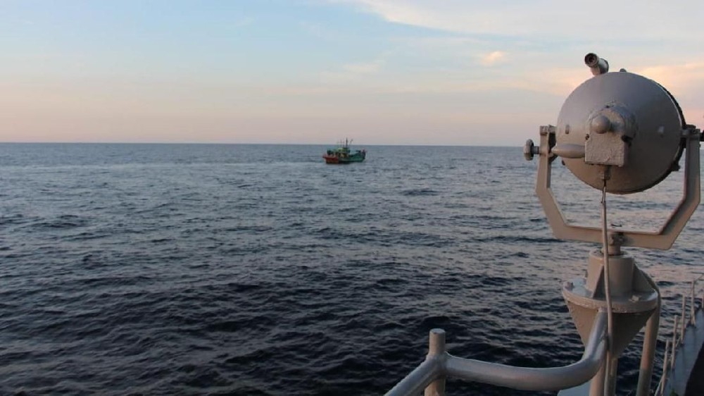 Heboh! Kapal Malaysia Tertangkap Basah Curi Kakap di Perairan RI!