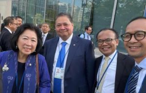 Airlangga Hartarto: Juru Damai RI-AS di Medan Perdagangan?