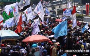 200 Ribu Buruh Geruduk Monas!