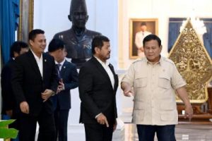 Prabowo Perang Melawan Truk Raksasa!