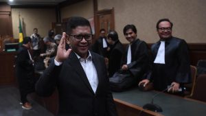 Hasto Ketawa Puas Usai Sidang! Ada Apa?