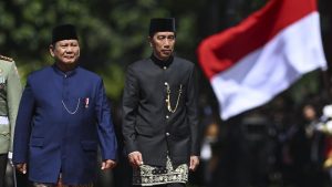 Jokowi ke Vatikan, PDIP Curiga! Ada Apa?