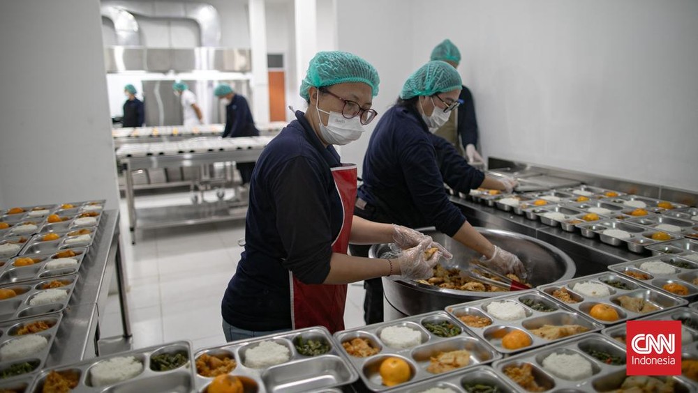 Nasib Ribuan Siswa Terancam! Program Makan Gratis Mendadak Mandek