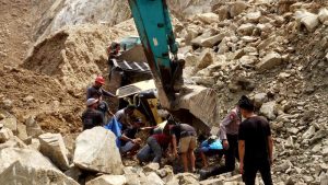 Tragedi Tambang Cirebon: 4 Tewas, Gubernur Minta Penutupan Permanen!