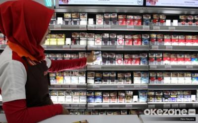 Produksi Rokok Anjlok! Bukan Downtrading?