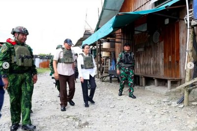 Sri Mulyani Pakai Rompi Anti Peluru di Nduga!