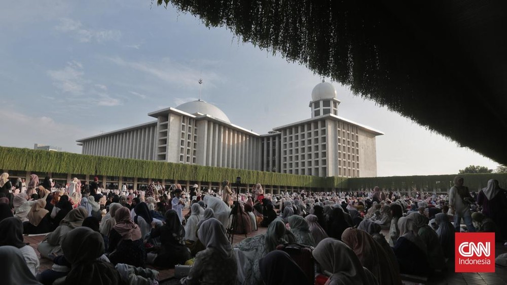 Rekor! Masjid Istiqlal Padat Jemaah Iduladha