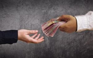 Waspada! Pinjol Ilegal Merajalela!