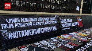 Geger! Demo Tolak Soeharto Jadi Pahlawan Nasional!