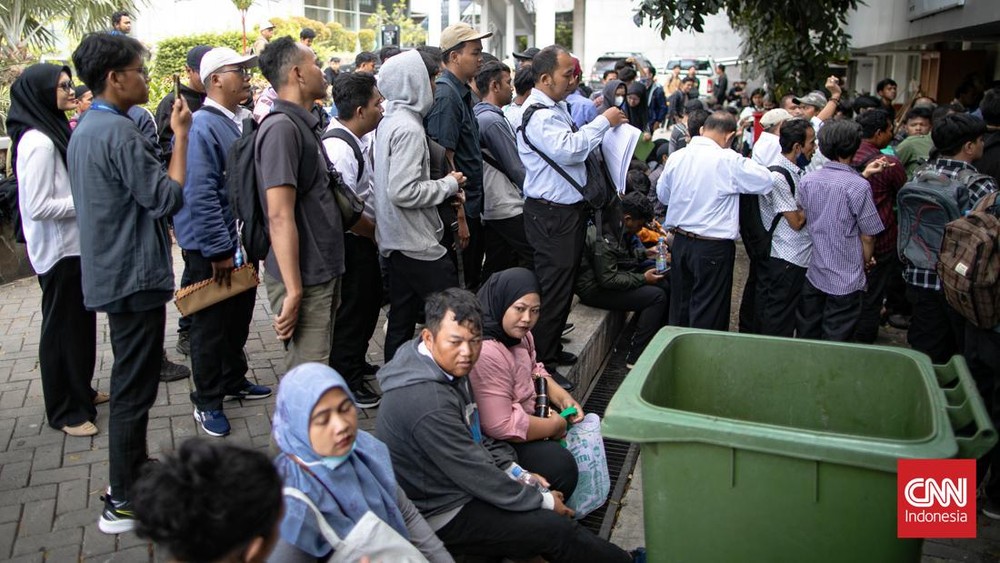 Lulusan Sarjana Berebut Jadi PPSU Jakarta! Kok Bisa?