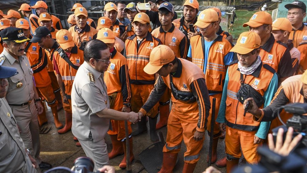 Pramono Gasak Proyek Normalisasi Ciliwung!