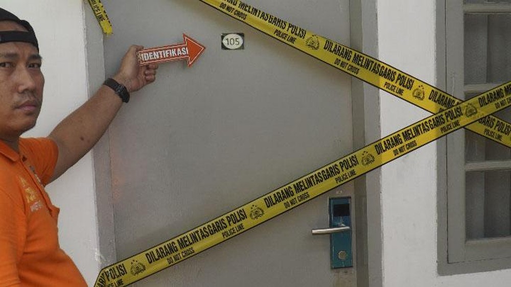 Misteri Kematian Diplomat Muda: Istri Hubungi Penjaga Kos Berkali-kali!