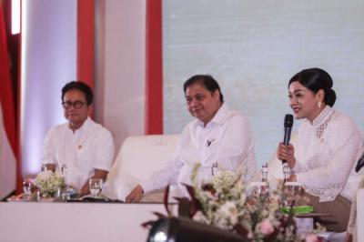 PNM Raih Dua Penghargaan Bergengsi OJK!