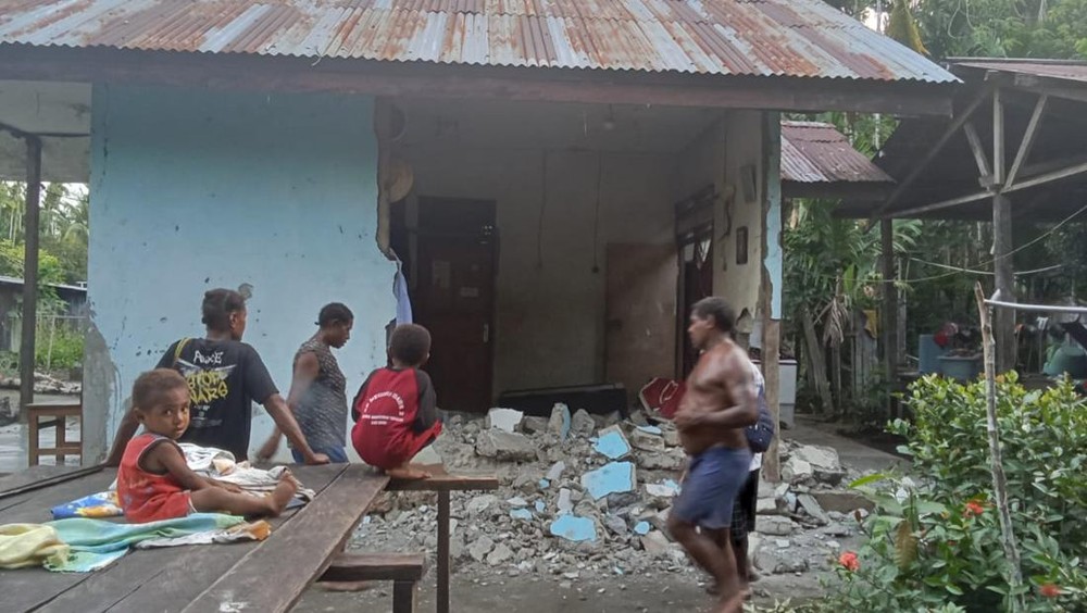 Gempa Papua Guncang Dua Distrik!