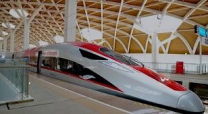 Kereta Cepat: Utang Rp116 Triliun, Bunga Bikin Geleng Kepala!