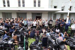 Bahlil Tantang Pertamina: Saingi Swasta!