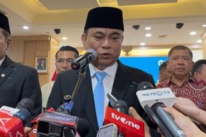 Reshuffle Mendadak, Reaksi Menterinya Bikin Heboh!