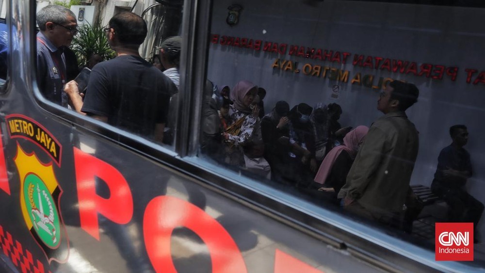 Nasib Delpedro Dkk di Tangan Polisi! 1 Nasib Delpedro Dkk di Tangan Polisi!