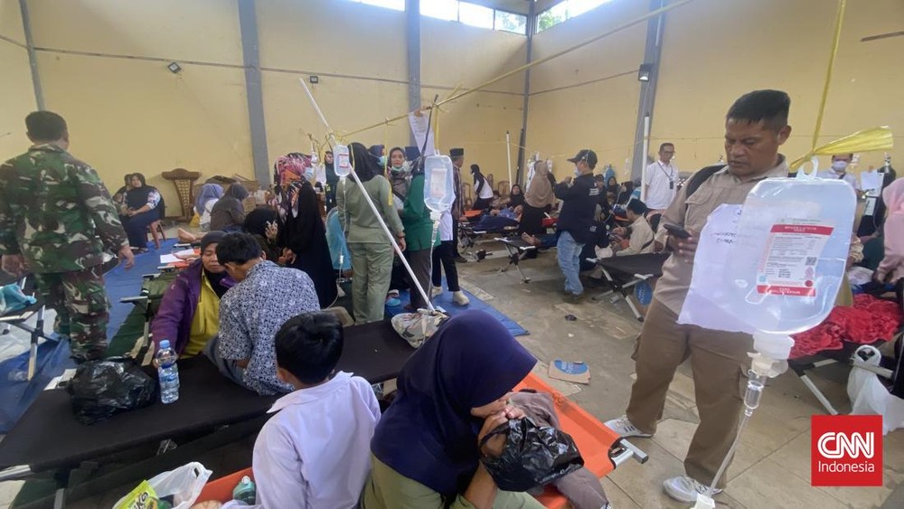 45 Siswa Bandung Barat Keracunan Massal! 1 45 Siswa Bandung Barat Keracunan Massal!