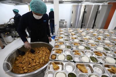 Ratusan Siswa Keracunan! Kepala SPPG Dipecat!