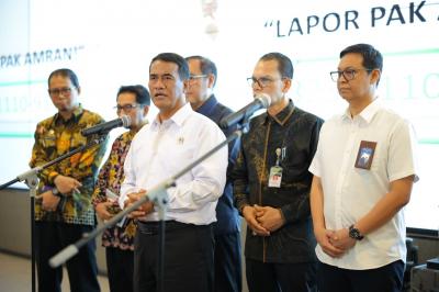 Pupuk Mahal? Lapor Amran! Ini Nomor WA-nya!