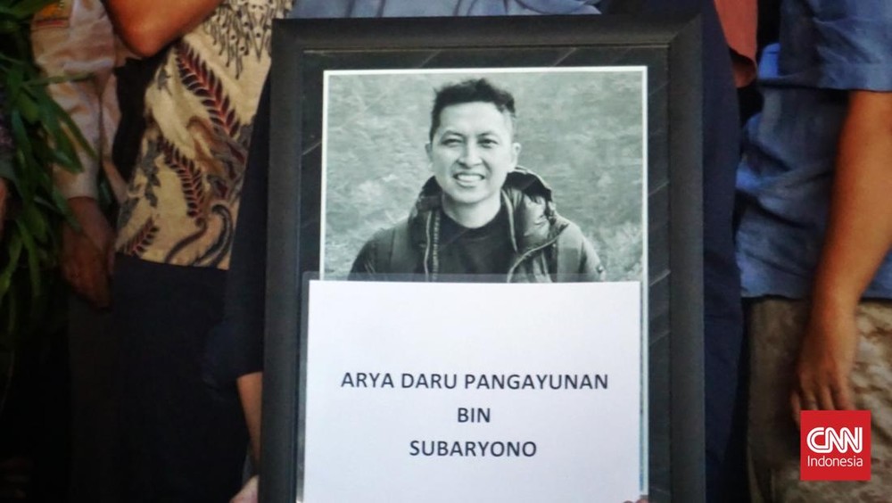 Kasus Diplomat Janggal, DPR Minta Kubur Dibongkar!