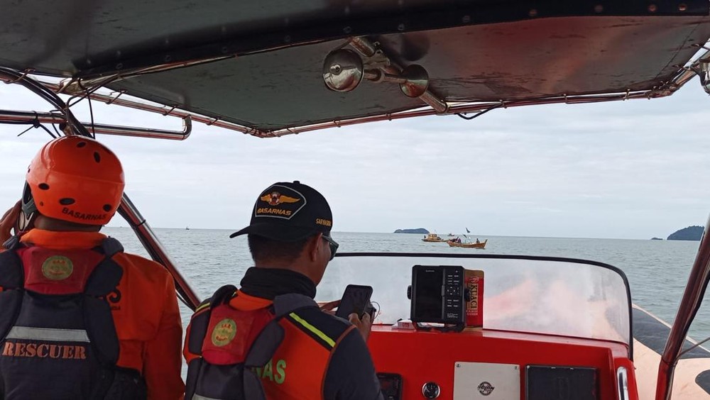 Maut di Laut! Kapal Semen Karam, ABK Lenyap! 1 Maut di Laut! Kapal Semen Karam, ABK Lenyap!