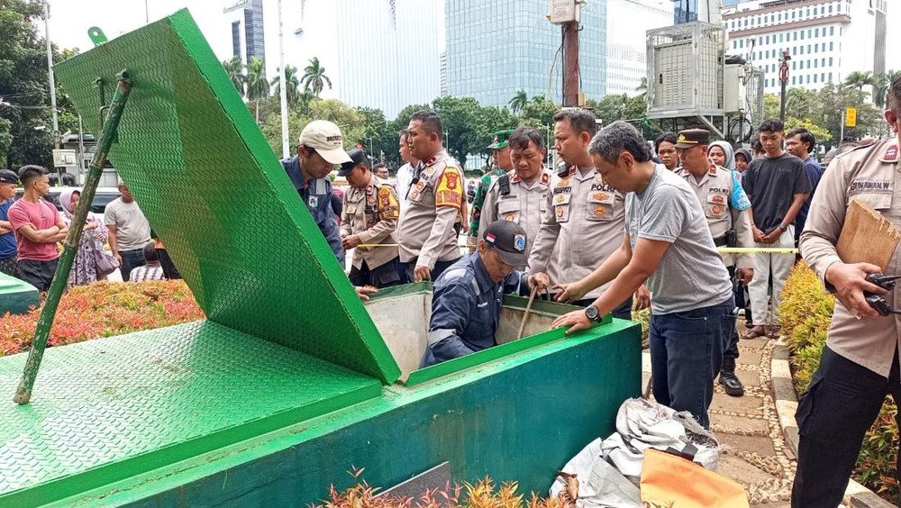 Tragis! Petugas Air Mancur Patung Kuda Tewas Tersetrum?