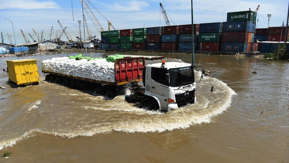 Rob Ancam Jakarta! Waspada Banjir di Pesisir!