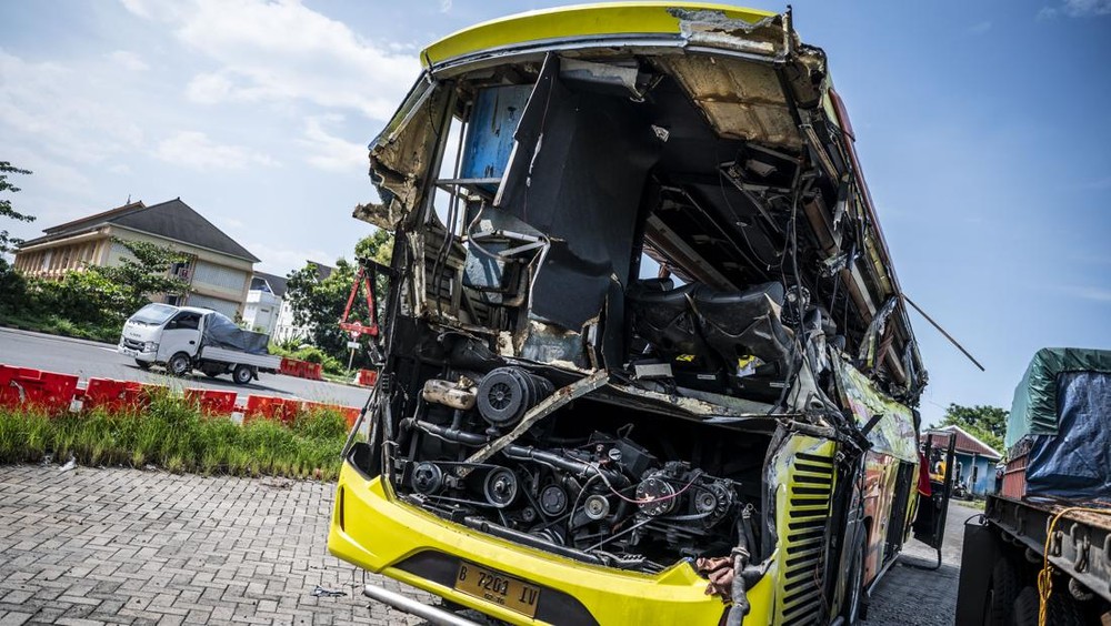 Kecelakaan Maut Semarang: Korlantas Ultimatum Keras PO Bus! 1 Kecelakaan Maut Semarang: Korlantas Ultimatum Keras PO Bus!