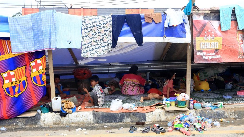 Banjir Aceh: 20 Ribu Ton Bantuan Terjebak! 1 Banjir Aceh: 20 Ribu Ton Bantuan Terjebak!