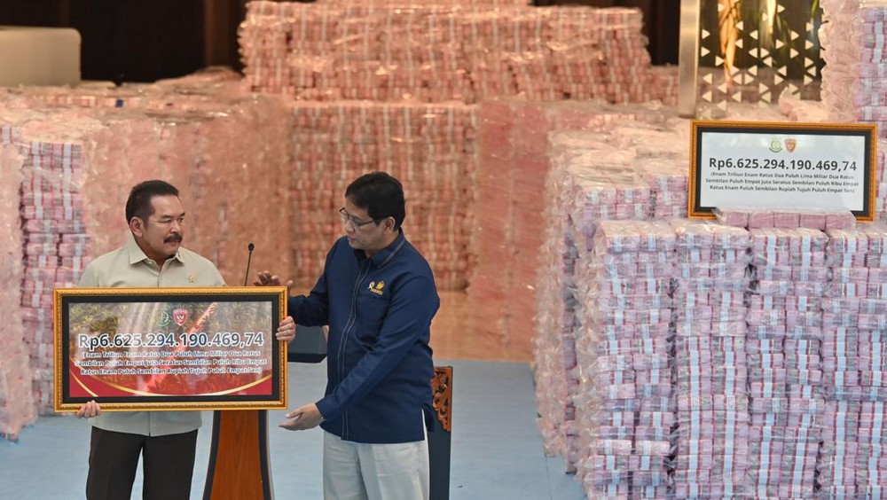 Rp6,6 T Kembali ke Negara: Kejagung Panen Pujian!