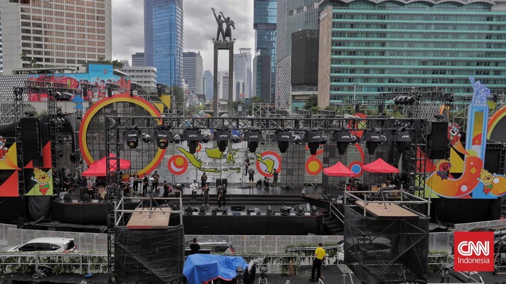 Heboh! Bundaran HI Bersolek Sambut Tahun Baru 2026!
