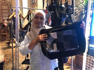 Sampah Jadi Berkah! Ibu Ini Raup Untung Gede