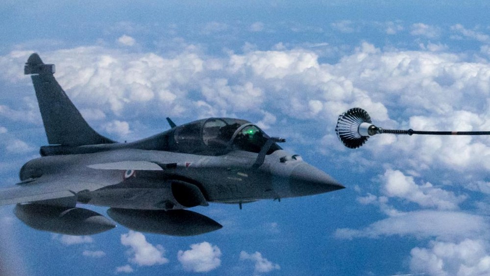 Heboh! 3 Jet Tempur Rafale Tiba, Langit RI Makin Perkasa!