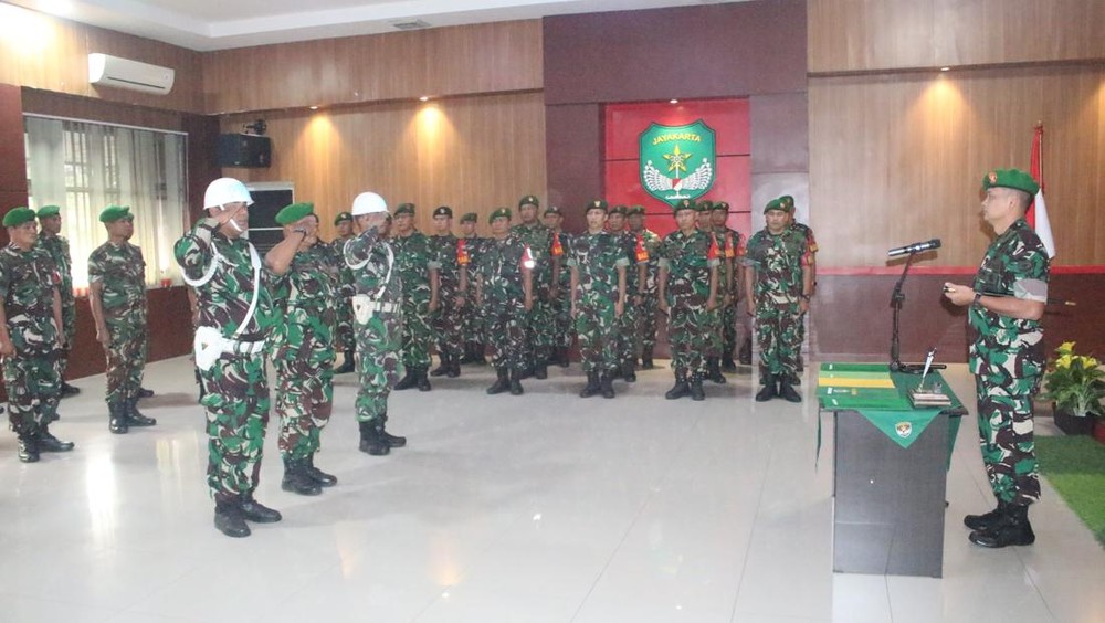 Babinsa Fitnah Es Spons Dihukum Berat: Ditahan 21 Hari! 1 Babinsa Fitnah Es Spons Dihukum Berat: Ditahan 21 Hari!