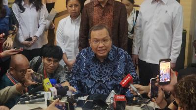 IHSG Anjlok Parah, Dirut BEI Mundur! Ini Profilnya