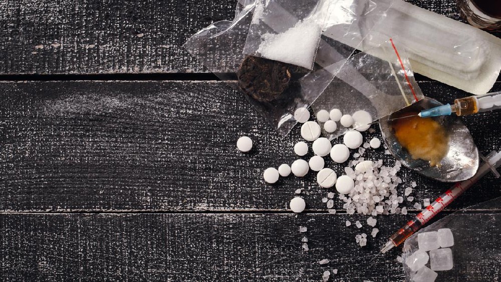 Ganja 1 Kg Diamankan, 4 Pengedar Dicokok Polisi!