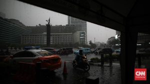 Jakarta WFH: Siapa yang Wajib Ngantor?