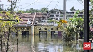 Tangerang Lumpuh! Ribuan Warga Terjebak Banjir Parah