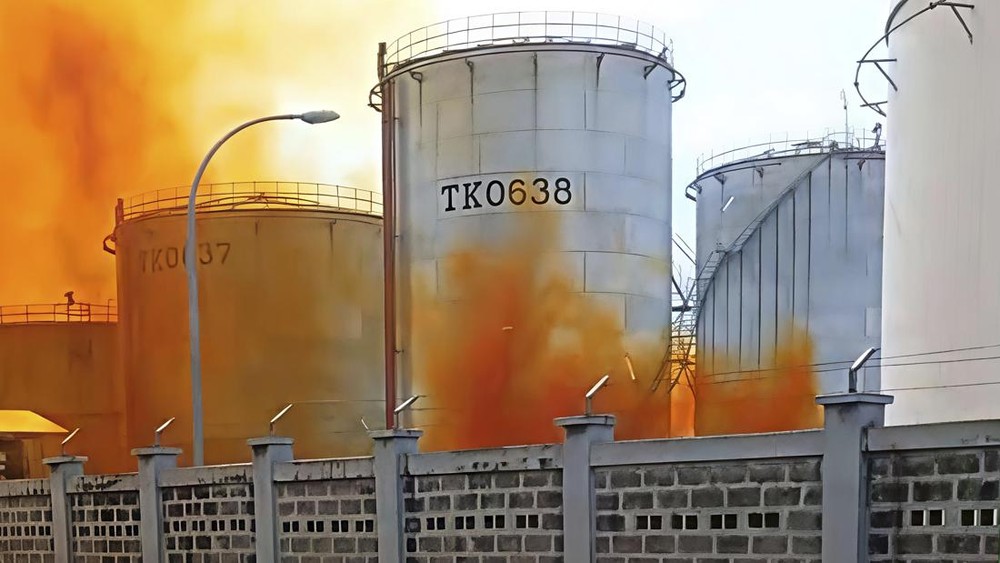 Gas Oranye Vopak Cilegon: Berbahaya atau Aman? 1 Gas Oranye Vopak Cilegon: Berbahaya atau Aman?