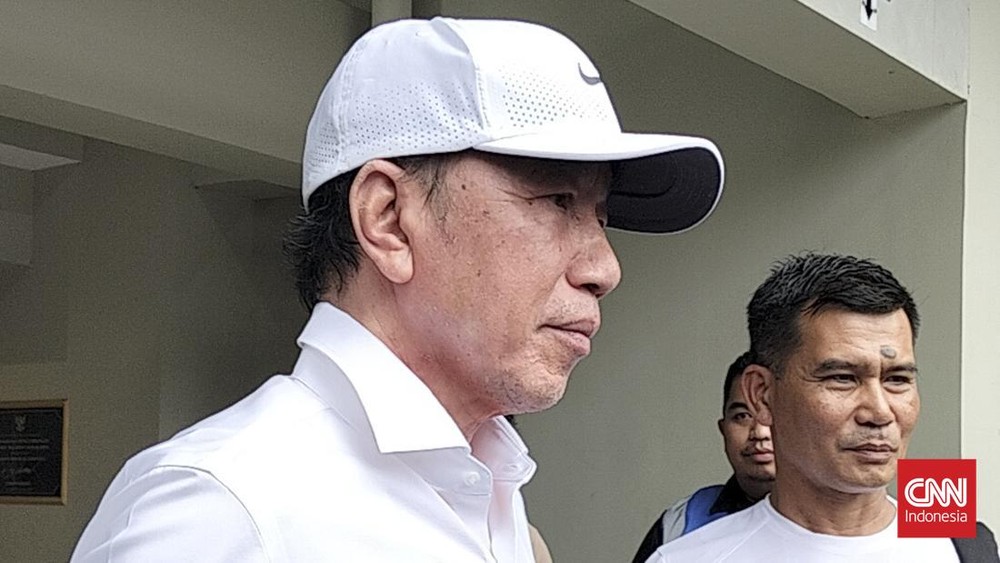 Jokowi Tegas: Maaf Urusan Pribadi, Hukum Roy Suryo Lanjut! 1 Jokowi Tegas: Maaf Urusan Pribadi, Hukum Roy Suryo Lanjut!