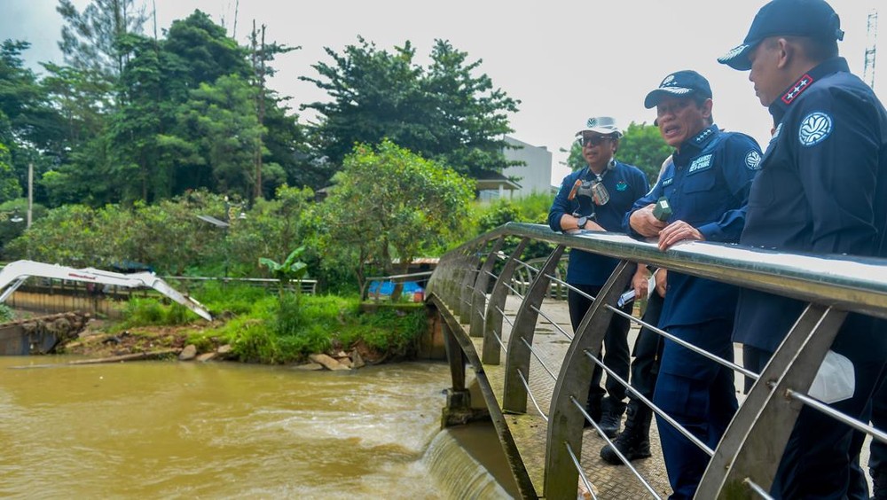 Skandal Lingkungan Tangsel: Gudang Kimia Tanpa IPAL, Sungai Tercemar!