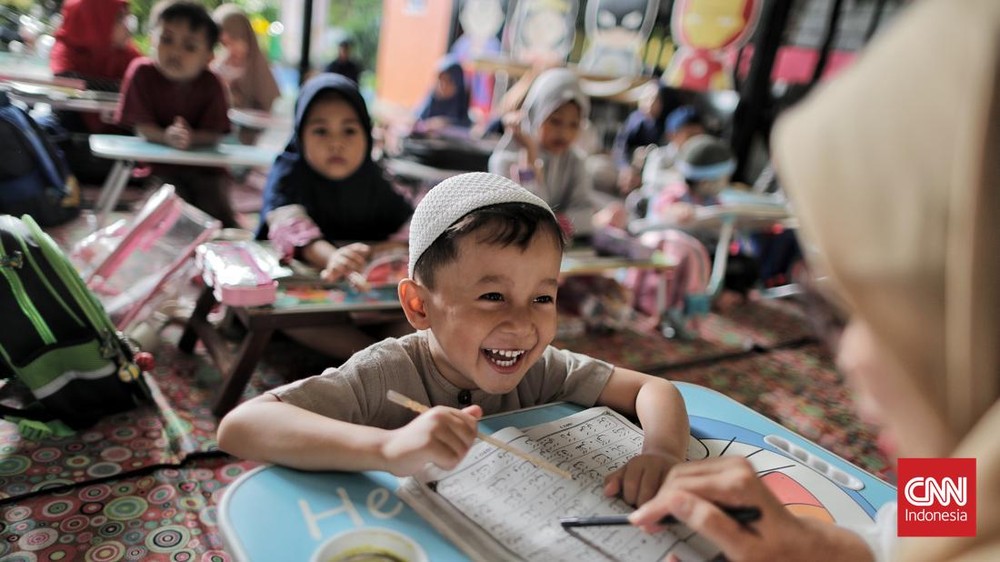 Ngabuburit Seru di RPTRA: Anak-anak Jadi Santri Kilat!