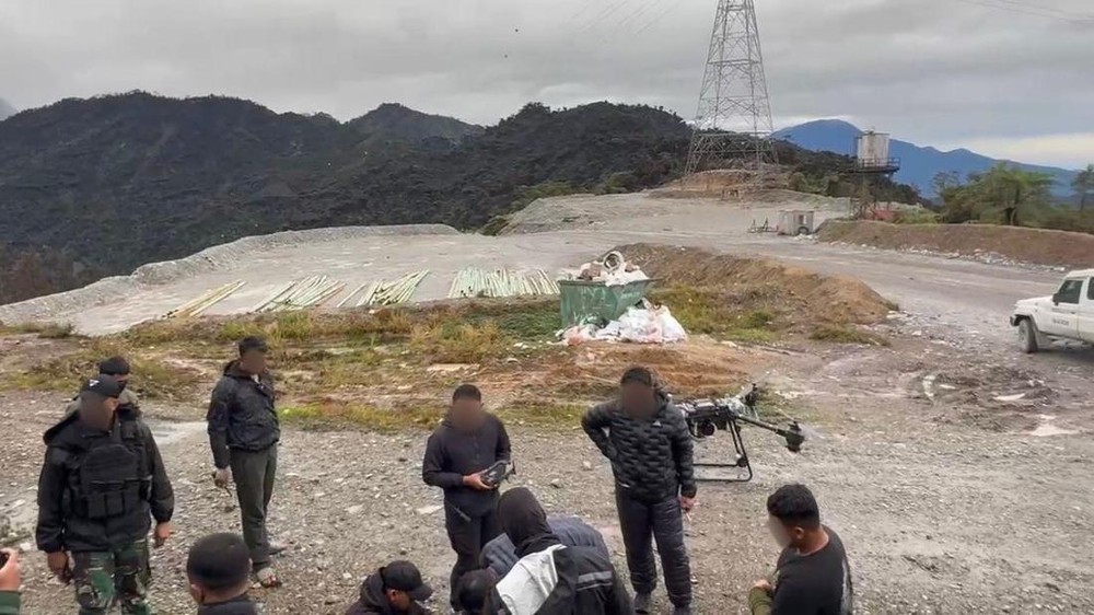 Mencekam! OPM Serang Patroli TNI Dekat Freeport, 1 Prajurit Gugur